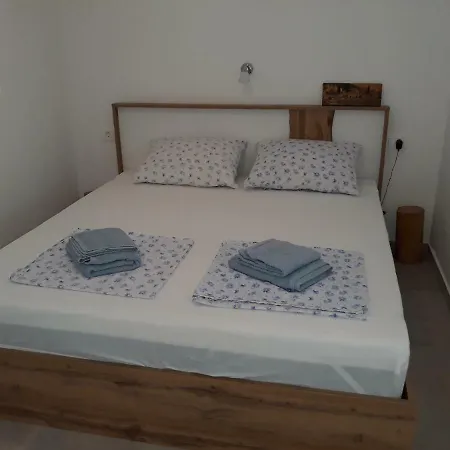 Apartment Beni Bol